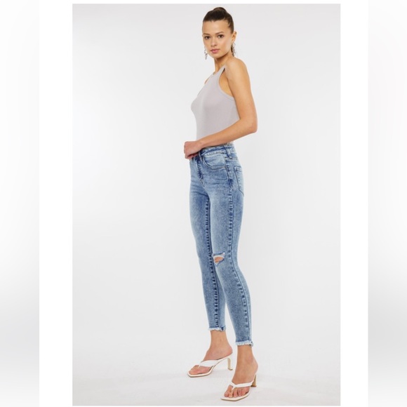 Just in ✨LIZ • High Rise Ankle Skinny Jeans-Medium Acid Wash - Picture 4 of 17